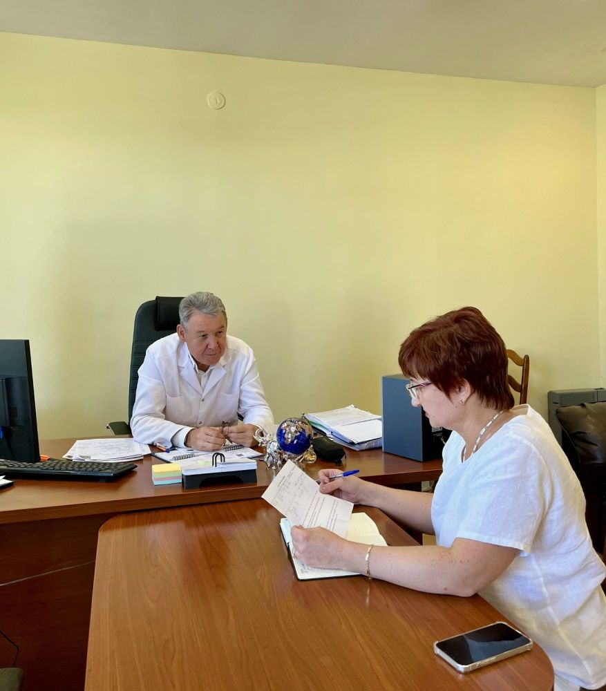 Главный врач провёл встречу с врачами-стоматологами лечебно-профилактического отделения